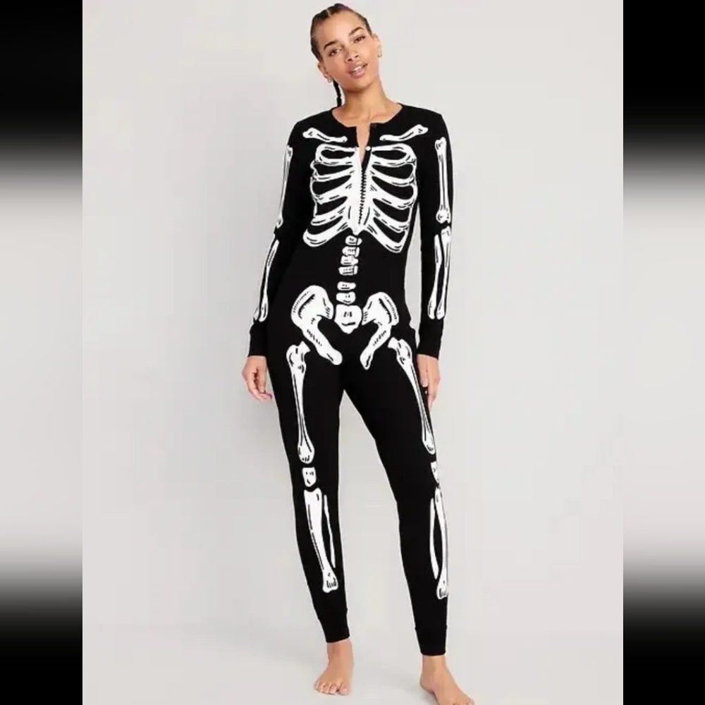 NWT Old Navy Women's One-Piece Skeleton Pajamas / Costume - Size Small